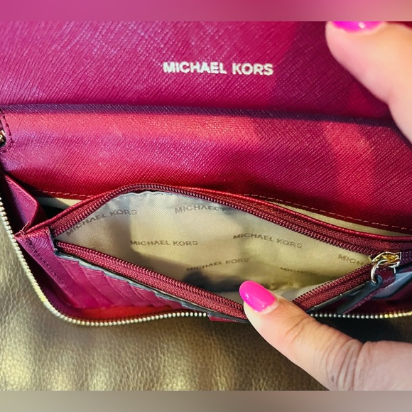 Women’s Michael Kors Leather Jet Set Wristlet Clutch - Maroon - Picture 7 of 8